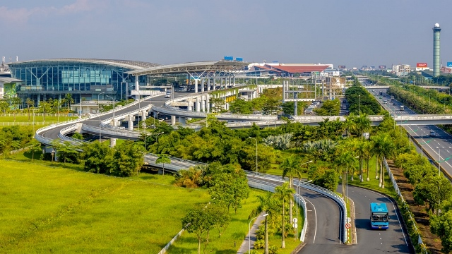 Kết quả giám sát Slot các chuyến bay đi tại Cảng HKQT Nội Bài và Tân Sơn Nhất - Tháng 3/2024