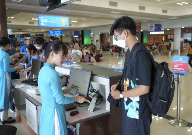 Kiểm tra hoạt động bán vé, kê khai, niêm yết giá vé máy bay của các hãng hàng không Việt Nam