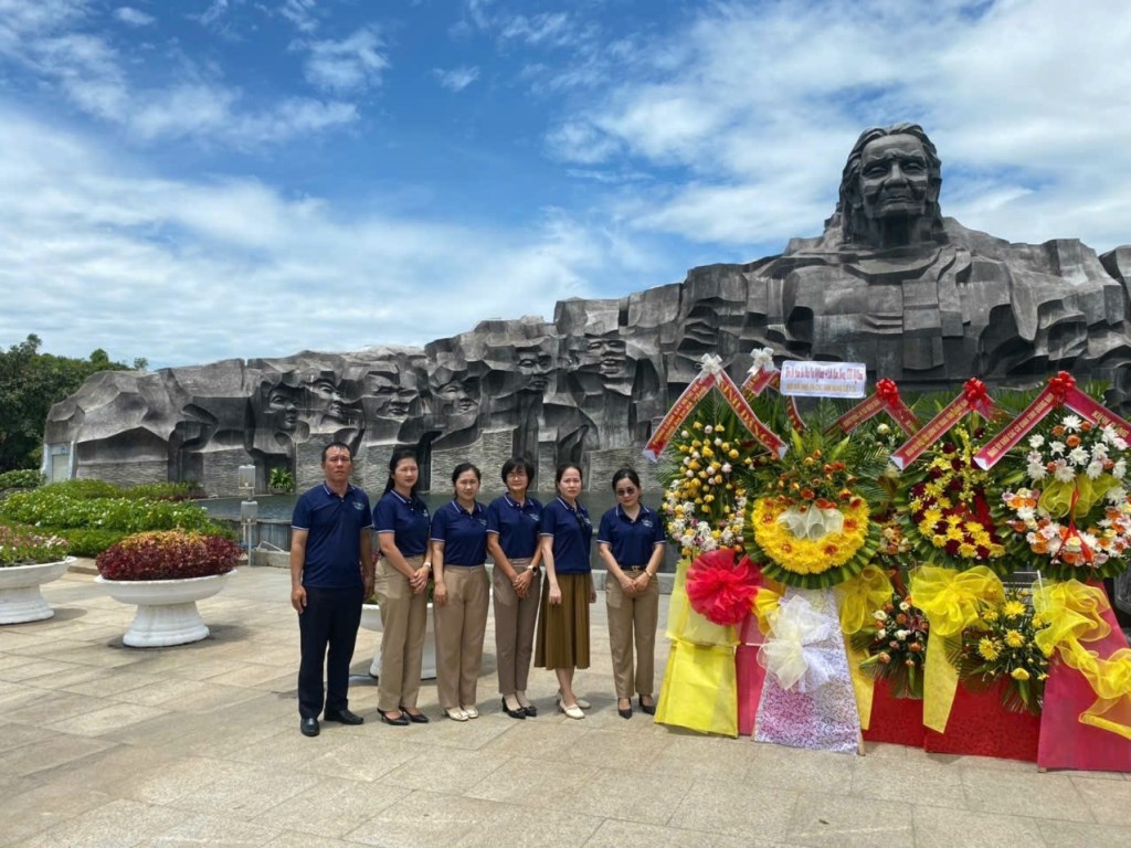 Cảng vụ Hàng không miền Trung tổ chức các hoạt động kỷ niệm 77 năm Ngày Thương binh Liệt sĩ 