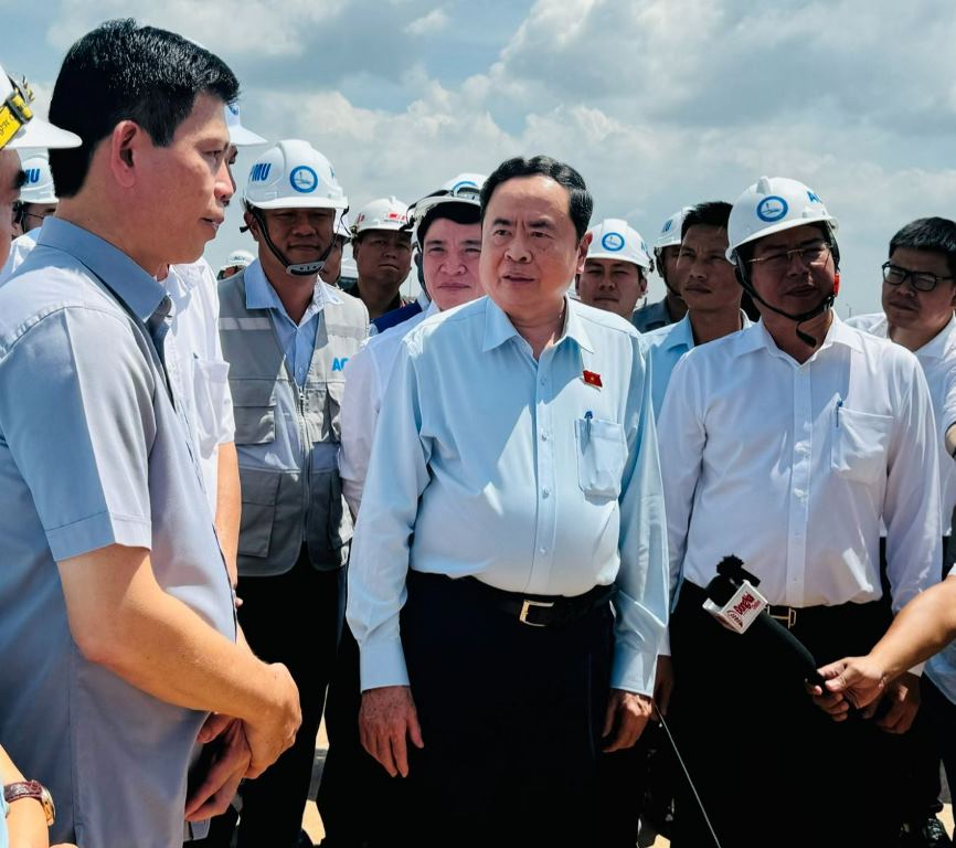 Chủ tịch Quốc hội: "Đảm bảo vận hành sân bay Long Thành đúng kế hoạch"