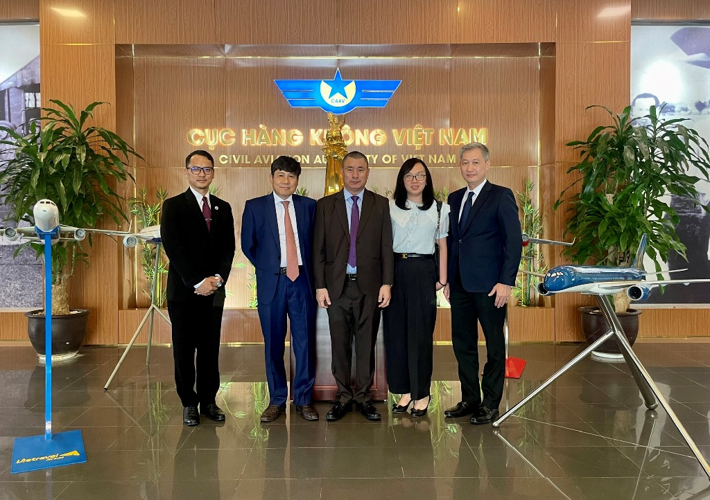 Cục trưởng Cục Hàng không Việt Nam tiếp đón Đại sứ Vương quốc Bhutan