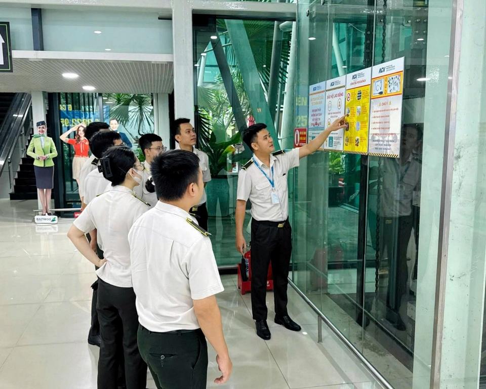 Cảng hàng không Phù Cát tăng cường nâng cao nhận thức về văn hóa an toàn hàng không
