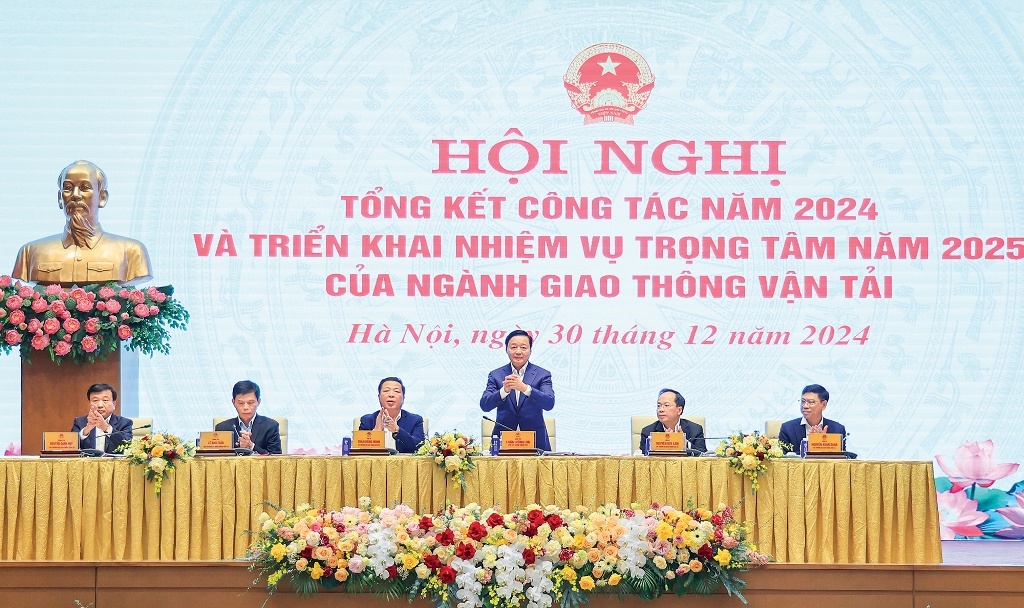 Ngành Giao thông vận tải một năm nhiều điểm sáng