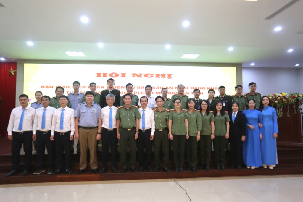 Cảng hàng không Pleiku bàn giao nhiệm vụ đảm bảo an ninh hàng không về Công an tỉnh