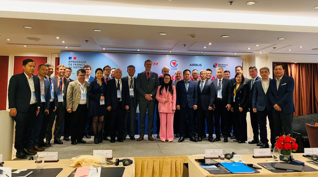 Tọa đàm “Chắp cánh cho hàng không chặng ngắn tại Việt Nam”