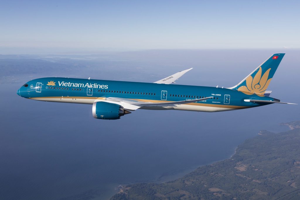 Vietnam Airlines tăng tải phục vụ hành khách dịp nghỉ Lễ 30/4 - 1/5