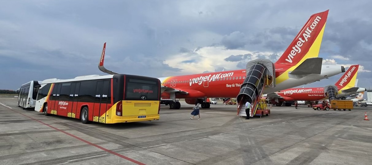 Bảo đảm công tác phục vụ mặt đất của Vietjet tại Cảng HKQT Tân Sơn Nhất