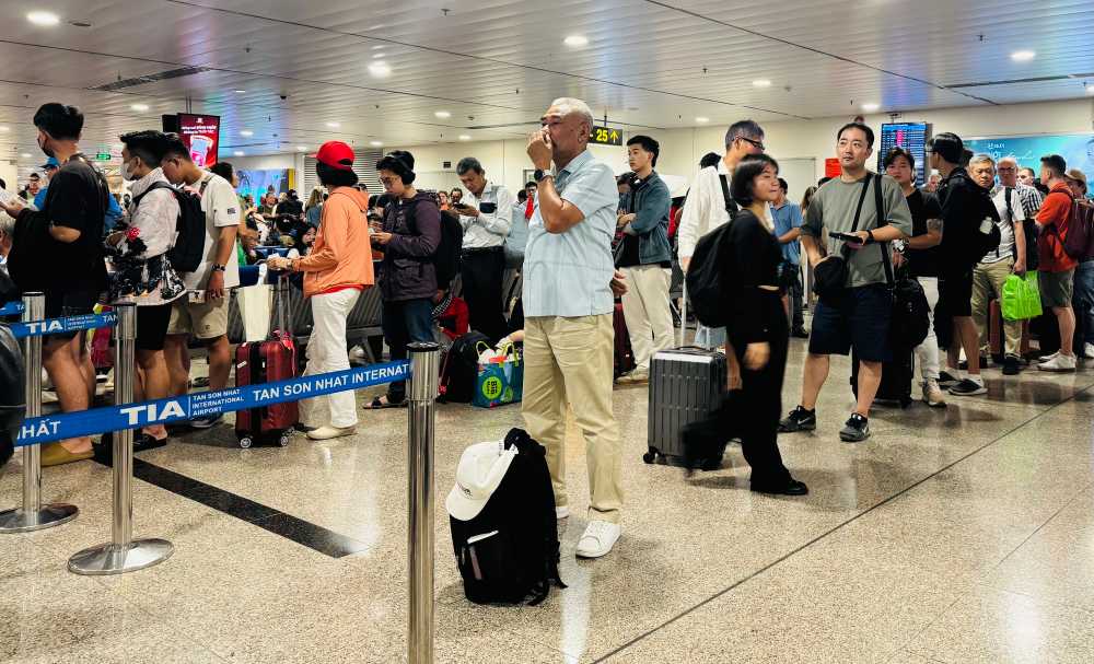 Ngày 30/4 sân bay Tân Sơn Nhất đón 115.000 lượt khách, VNeID giúp rút ngắn thủ tục bay