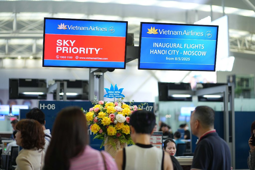 Chính thức khai thác trở lại đường bay thẳng kết nối Hà Nội với Moscow (Liên bang Nga) 