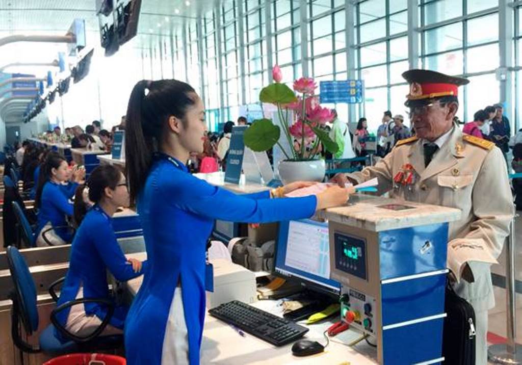 Kết quả giám sát Slot các chuyến bay đi Tháng 12 /2024 tại Cảng HKQT Tân Sơn Nhất và Nội Bài