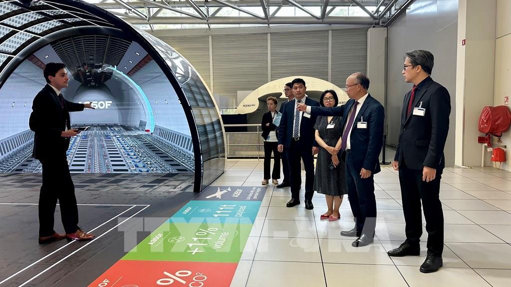 Airbus mở rộng hợp tác với Việt Nam trong kỷ nguyên công nghệ cao