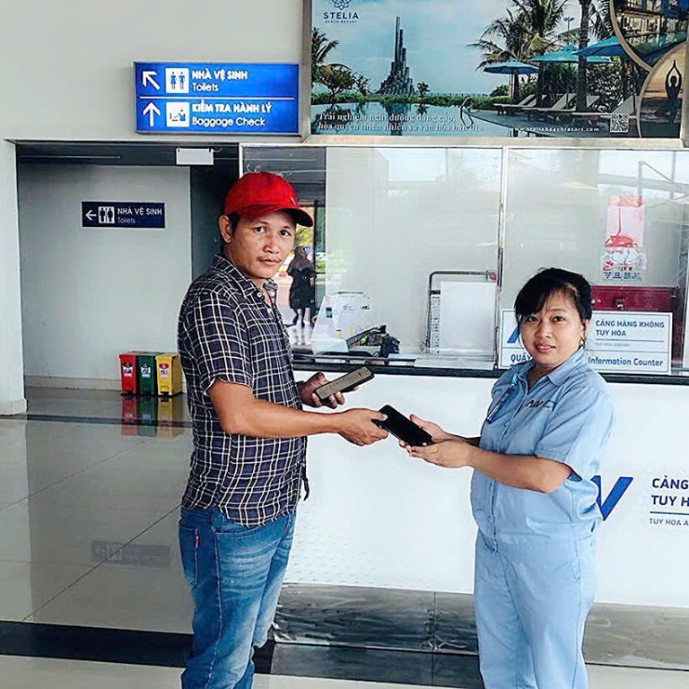 Những tấm gương người tốt việc tốt tại Cảng hàng không Tuy Hòa