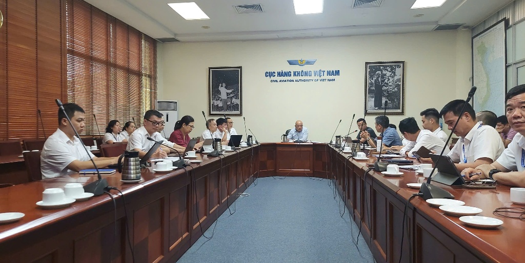 Cục Hàng không Việt Nam tổ chức cuộc họp khẩn ứng phó cơn bão số 3