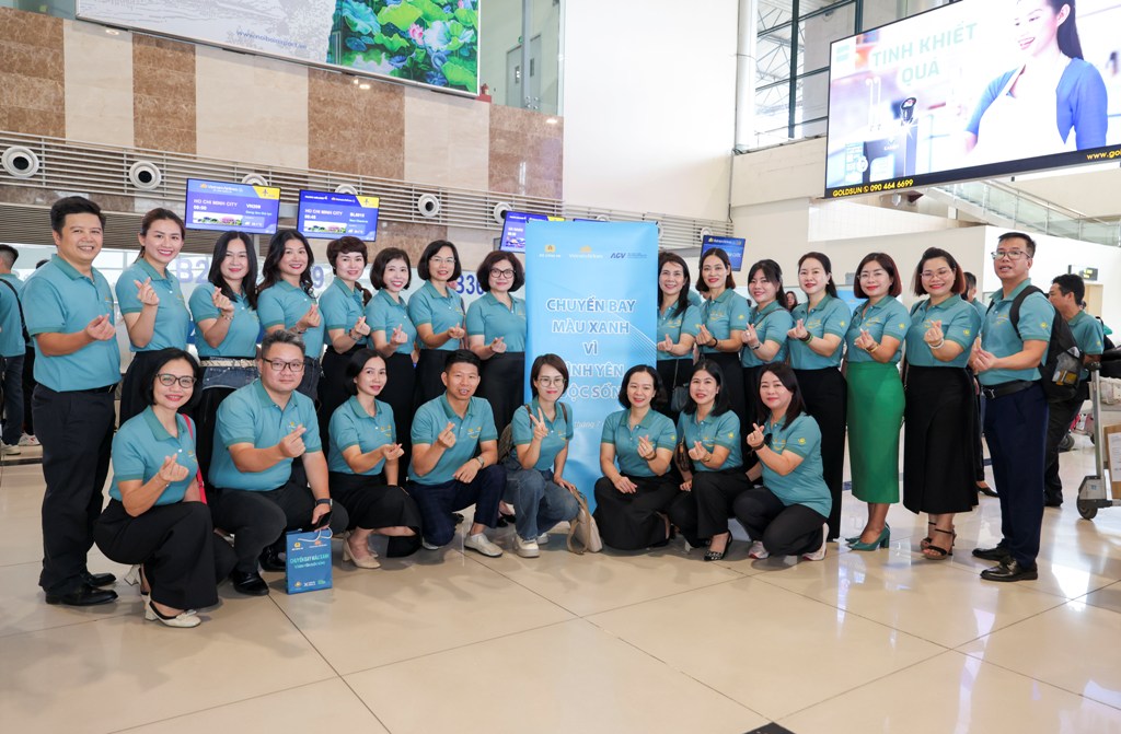 “Chuyến bay màu xanh – Vì bình yên cuộc sống” 