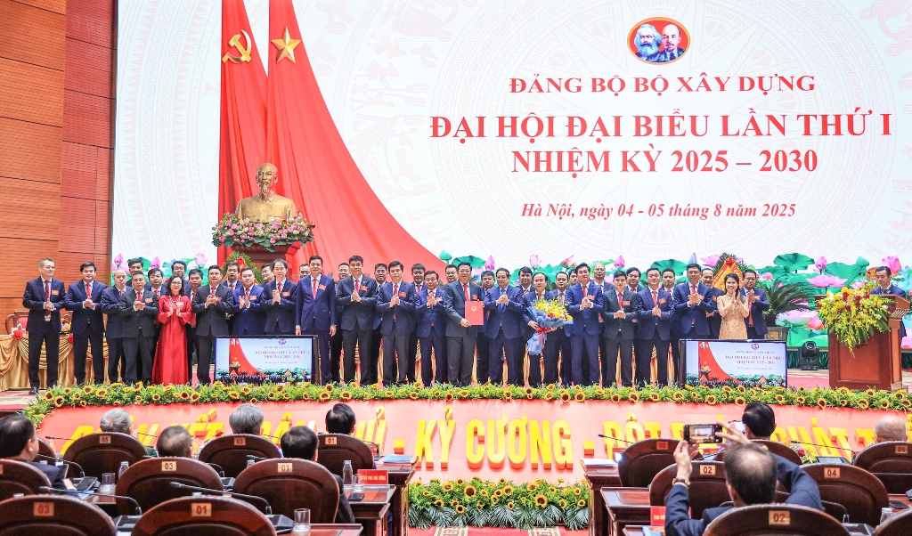 Cục trưởng Cục HKVN được tín nhiệm vào Ban Chấp hành Đảng bộ Bộ Xây dựng nhiệm kỳ 2025 – 2030 