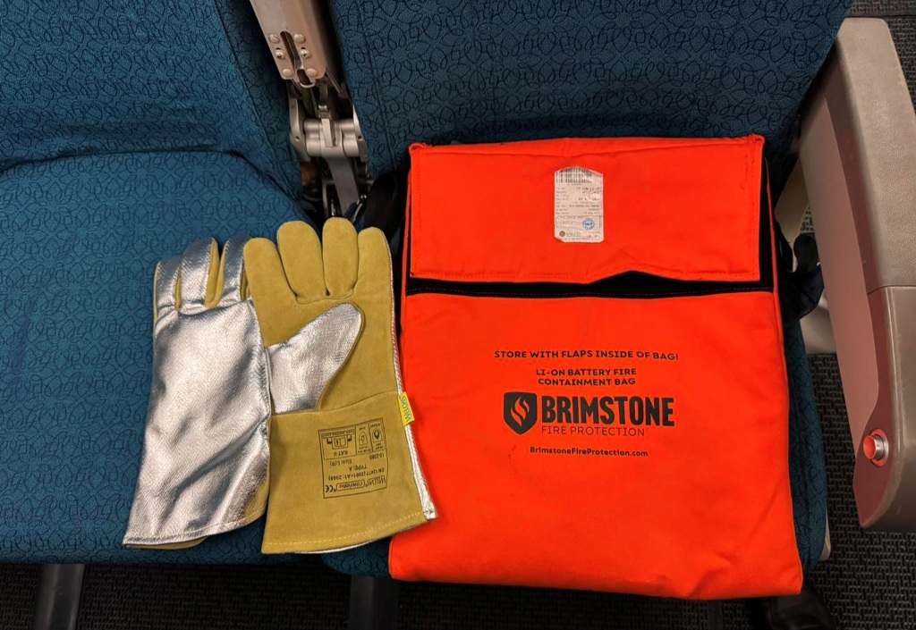 Vietnam Airlines triển khai đồng bộ biện pháp phòng ngừa sự cố pin Lithium trên tàu bay