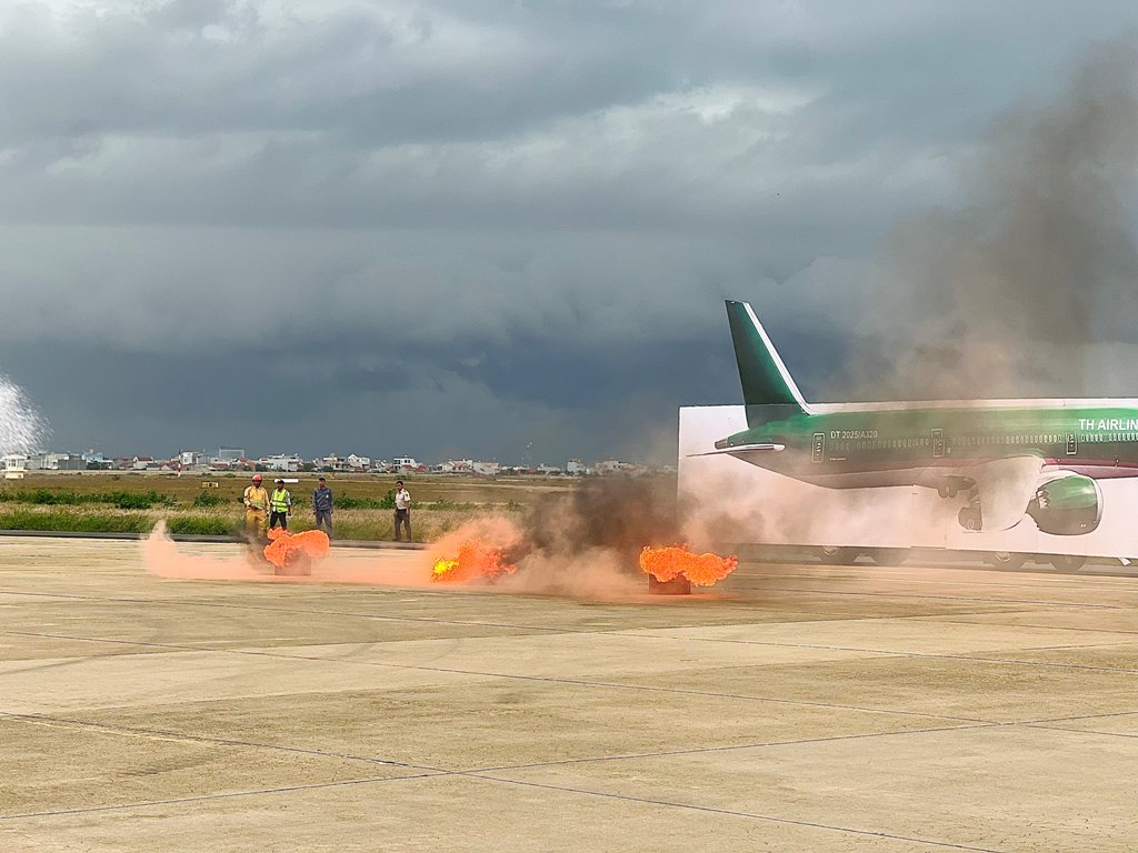 Tổ chức diễn tập khẩn nguy sân bay cấp cơ sở năm 2025 tại Cảng hàng không Tuy Hòa