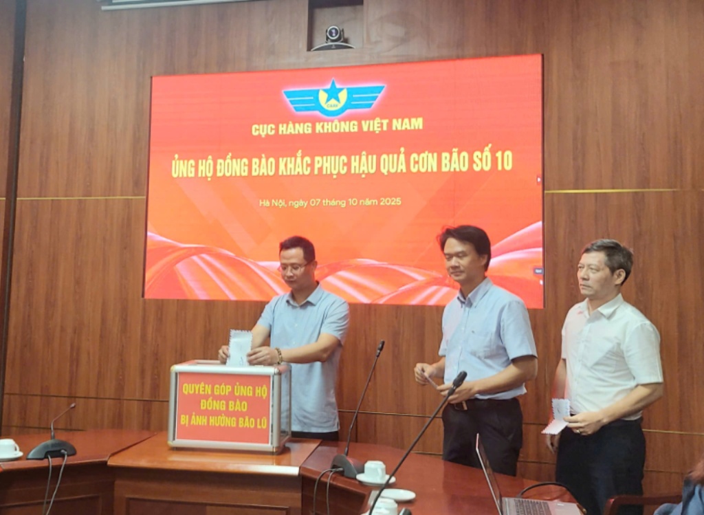 Cục Hàng không Việt Nam tổ chức phát động ủng hộ đồng bào các địa phương bị ảnh hưởng thiên tai bão, lũ 