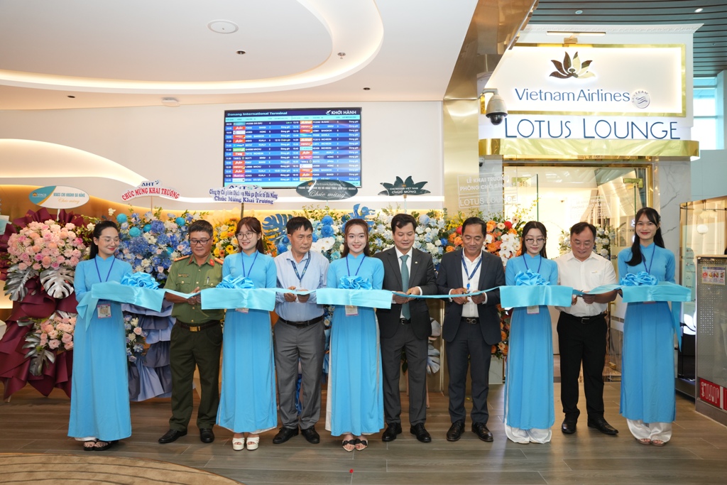 Khai trương Phòng khách Bông Sen tại Cảng HKQT Đà Nẵng