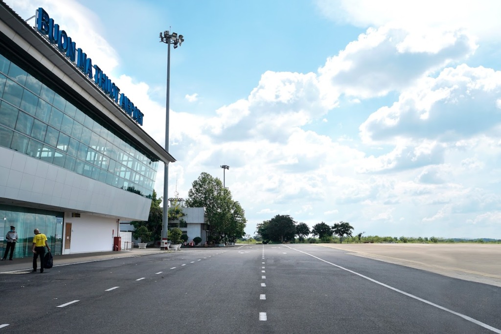 Chuyển giao nhiệm vụ quản lý nhà nước về hàng không dân dụng tại Cảng hàng không Buôn Ma Thuột