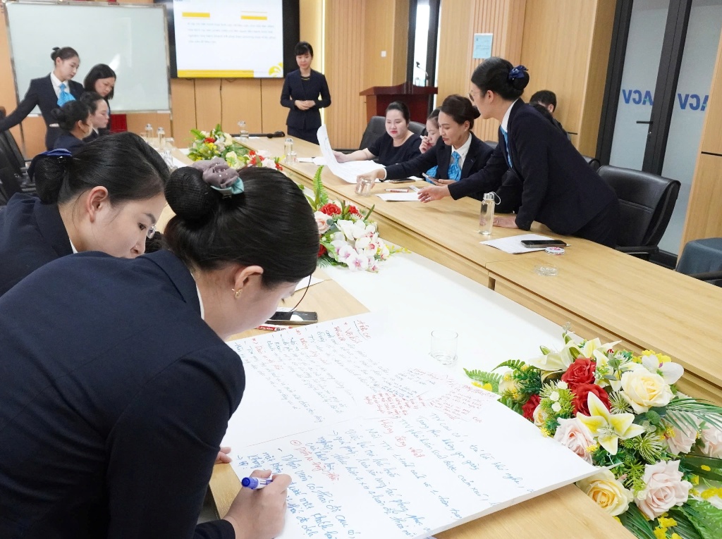  “Tiêu chuẩn tác phong ACV và kỹ năng chăm sóc khách hàng” hướng tới tiêu chuẩn ISAGO (IATA)