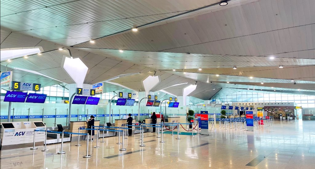 Đưa hạng mục công trình nhà ga hành khách Dự án “Cải tạo Nhà ga nội địa - Cảng hàng không Vinh” vào khai thác