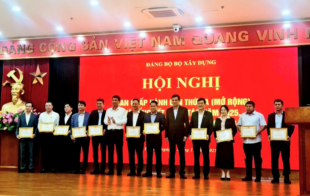 Đảng bộ Cục Hàng không Việt Nam hoàn thành xuất sắc nhiệm vụ tiêu biểu năm 2025