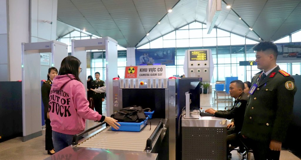 Ngăn chặn, đẩy lùi tình trạng buôn lậu, gian lận thương mại, hàng giả, xâm phạm quyền sở hữu trí tuệ 