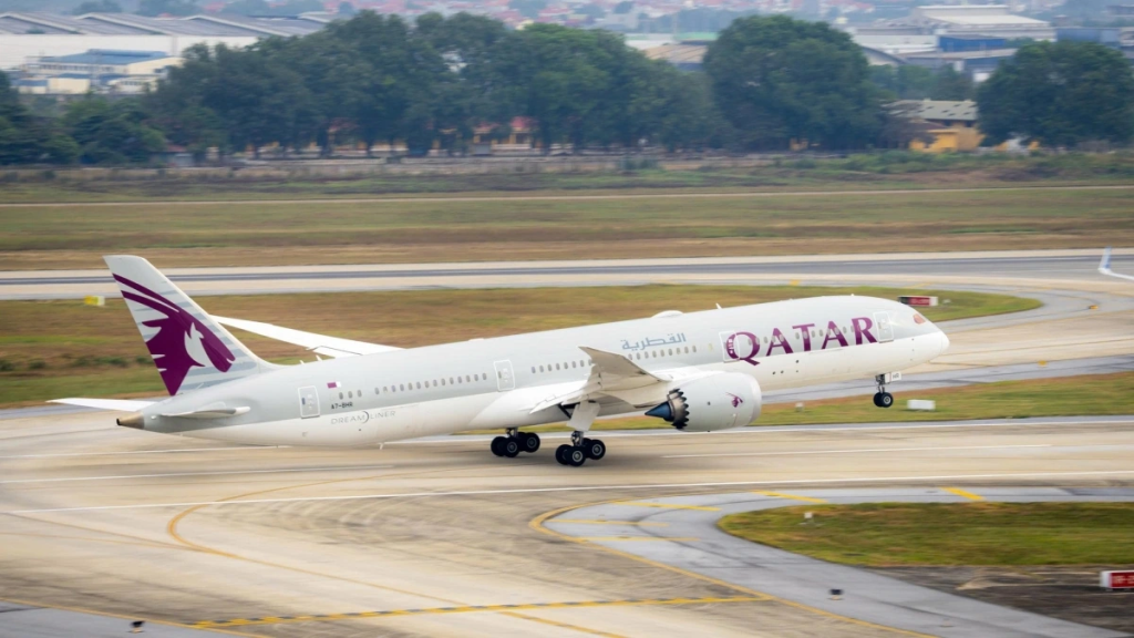 Bản tin số 10: Thông tin hãng hàng không Qatar Airways hủy 13 chuyến bay đi/đến Việt Nam do ảnh hưởng chiến sự tại khu vực Trung Đông