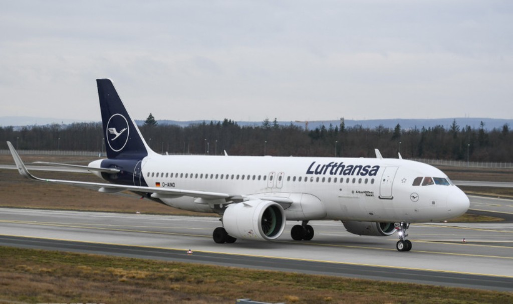 Châu Âu tìm kiếm nguồn cung nhiên liệu máy bay thay thế