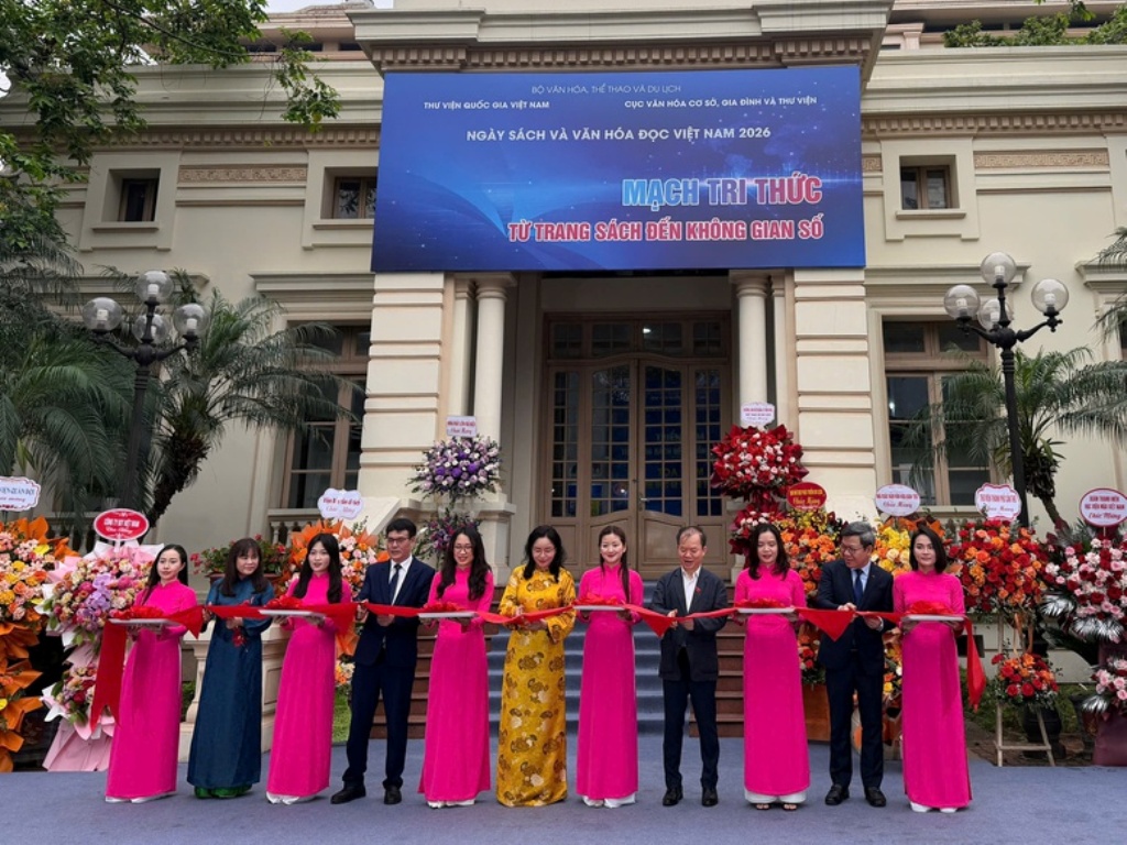 “Mạch tri thức - Từ trang sách đến không gian số”.