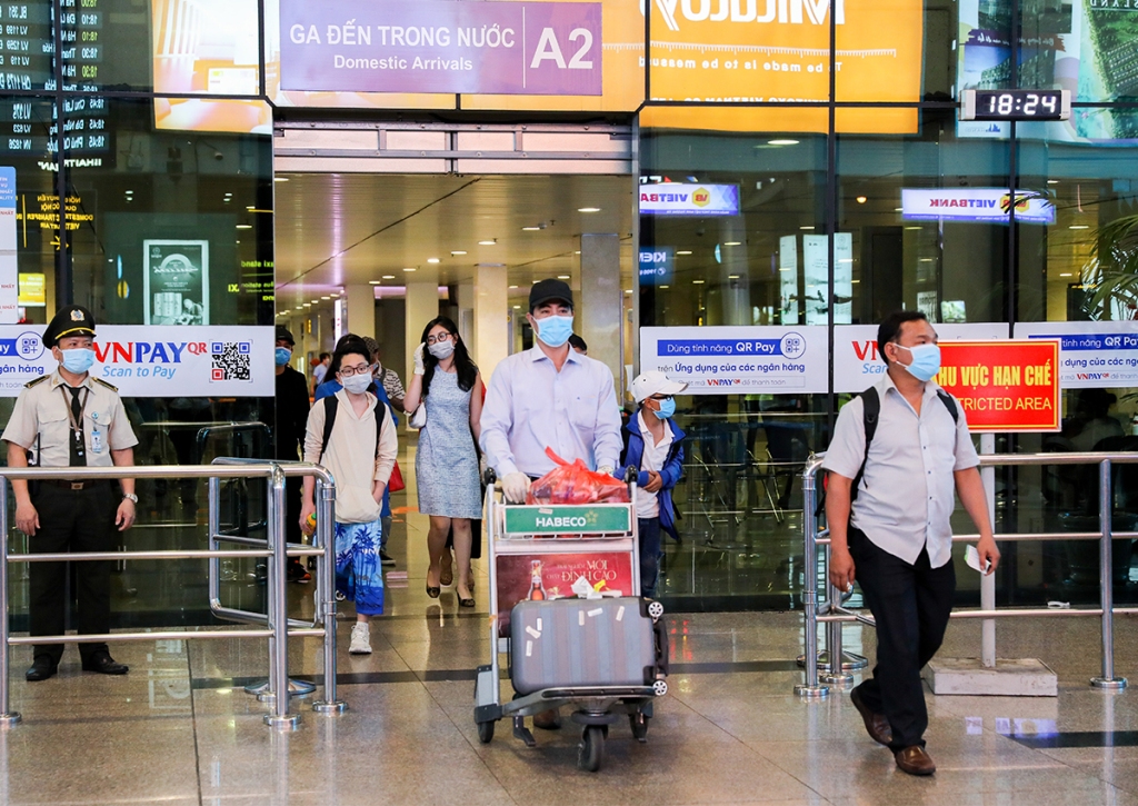 Tăng cường kiểm tra, kiểm soát công tác phòng chống bệnh lở mồm long móng tại các cảng hàng không, sân bay