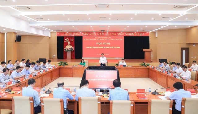 Đoàn Kiểm tra, giám sát số 12 của Bộ Chính trị làm việc với Đảng ủy Bộ Xây dựng