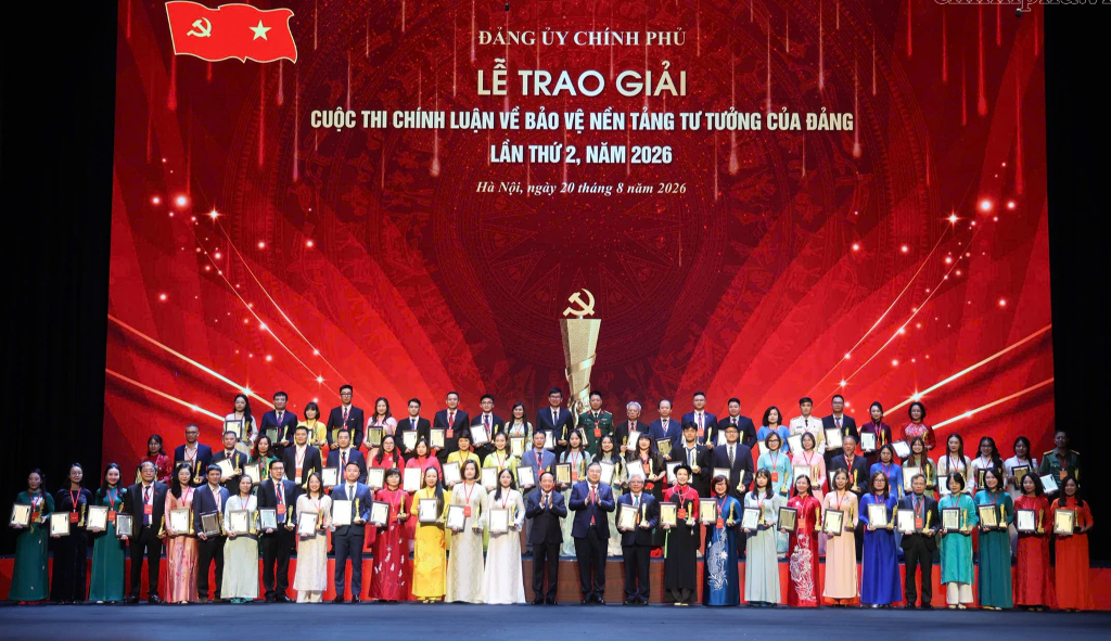 Lễ trao Giải Cuộc thi chính luận về bảo vệ nền tảng tư tưởng của Đảng trong Đảng bộ Chính phủ lần thứ 2, năm 2026