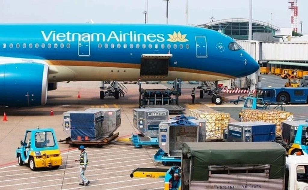 Lấy ý kiến Dự thảo tu chỉnh Hướng dẫn đánh giá và báo cáo tình trạng mặt đường cất hạ cánh (CHC) tại cảng hàng không và bãi cất, hạ cánh.