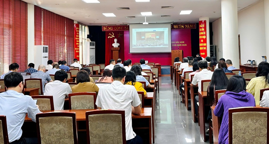 Hội nghị toàn quốc quán triệt và triển khai một số Nghị quyết, Chỉ thị của Bộ Chính trị