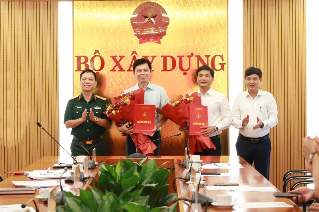 Thứ trưởng Lê Anh Tuấn giữ chức Chỉ huy trưởng Ban Chỉ huy quân sự Bộ Xây dựng