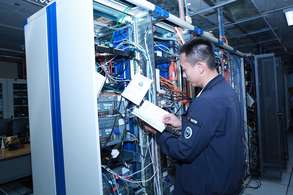 Tích hợp an ninh mạng vào Hệ thống quản lý an toàn thông qua cơ chế quản trị