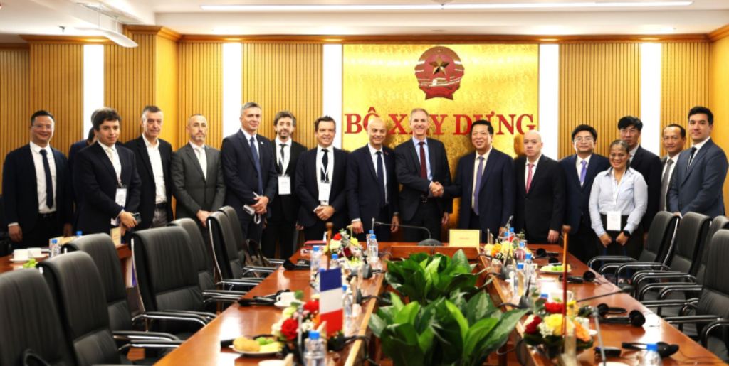 Bộ Xây dựng và Hội đồng doanh nghiệp Pháp - Việt thống nhất tăng cường trao đổi, hiện thực hóa các cơ hội, định hướng hợp tác