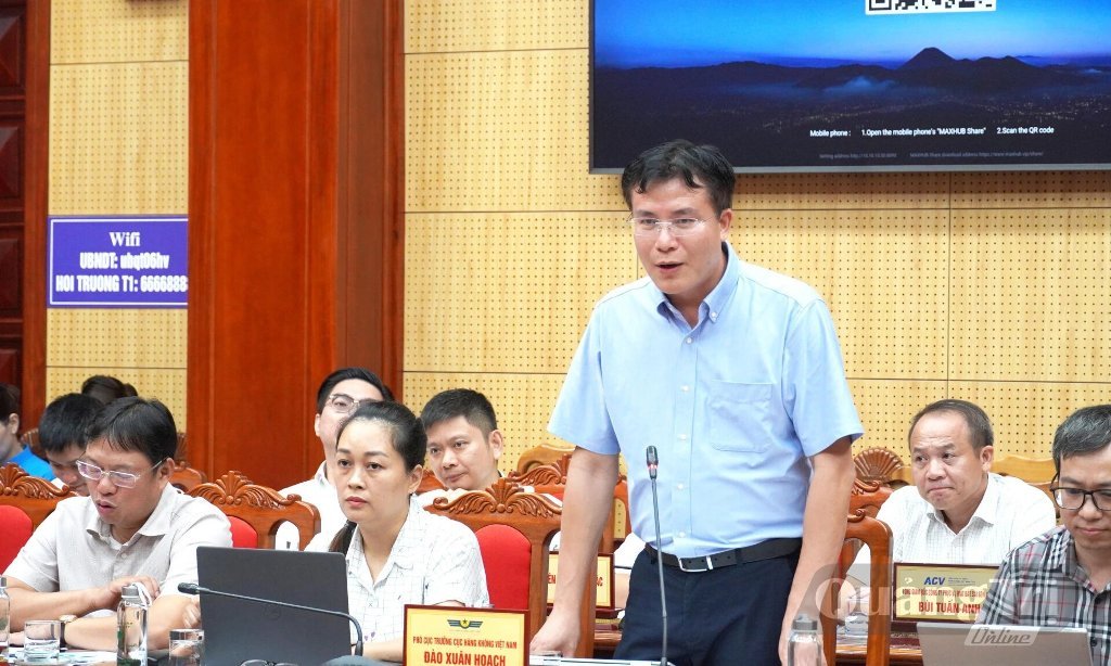 Trao đổi, ký kết, hợp tác phát triển mạng đường bay tại tỉnh Quảng Trị